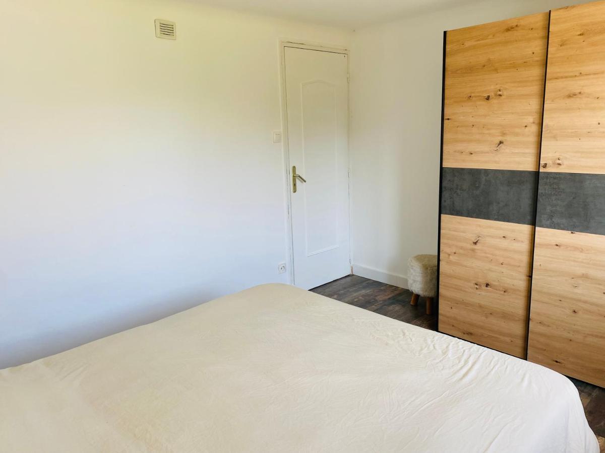 Appartement T3 Independant, Calme A Ustaritz Ngoại thất bức ảnh